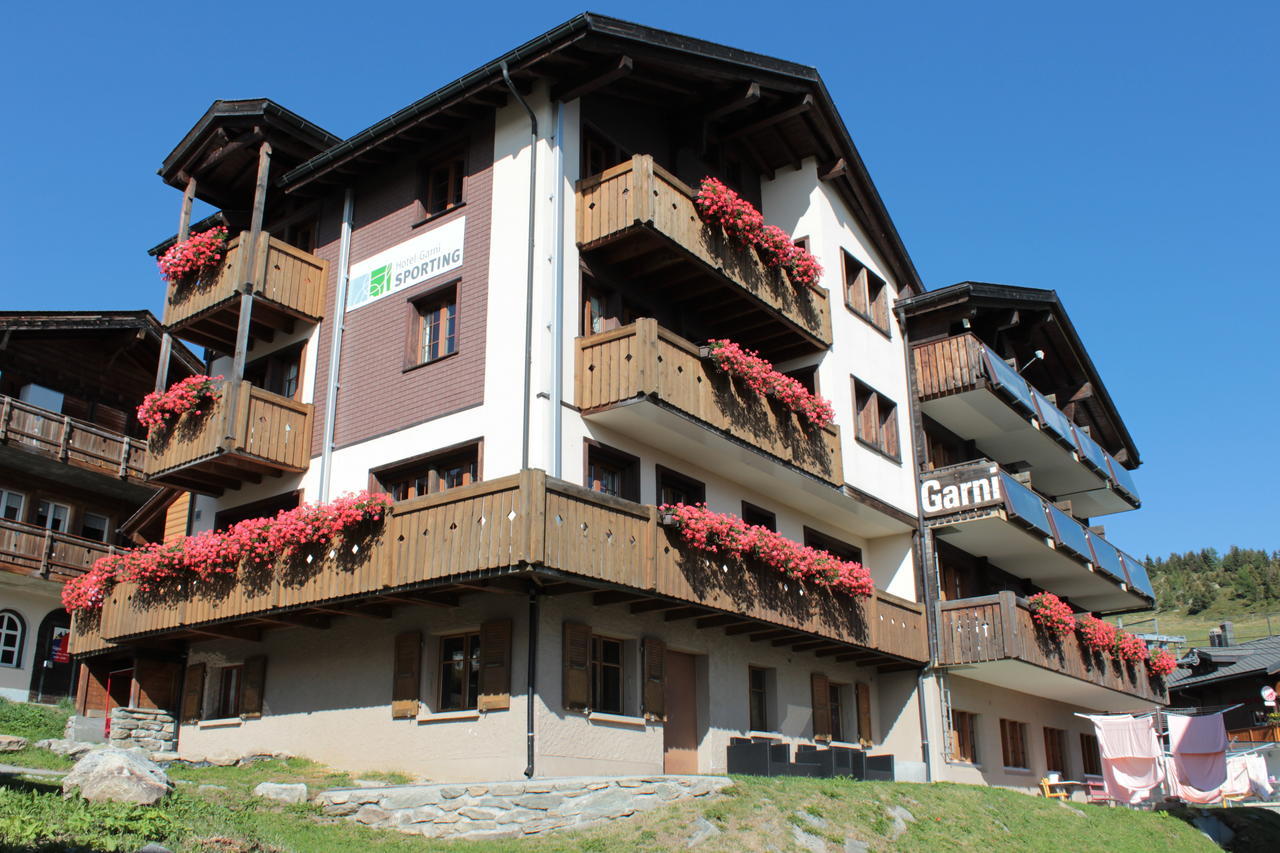 Familienhotel Garni Sporting Bettmeralp Kültér fotó